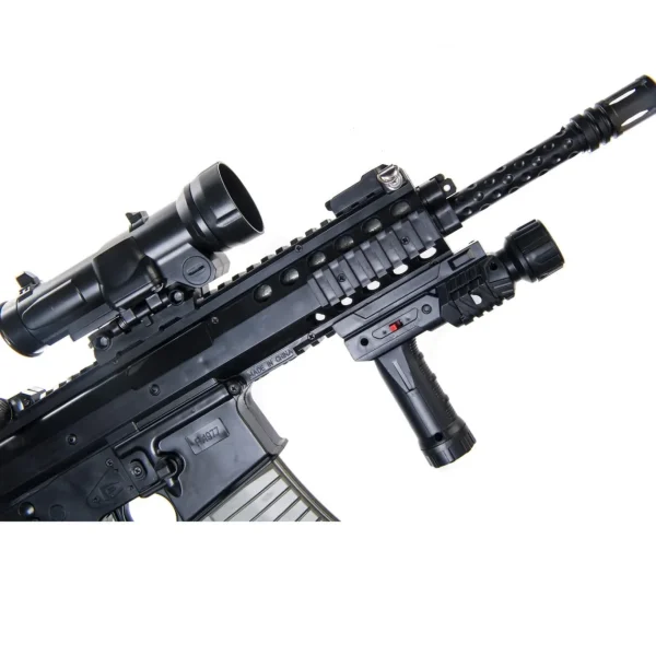 Karabin maszynowy snajperski z lunetą laserową i kulkami